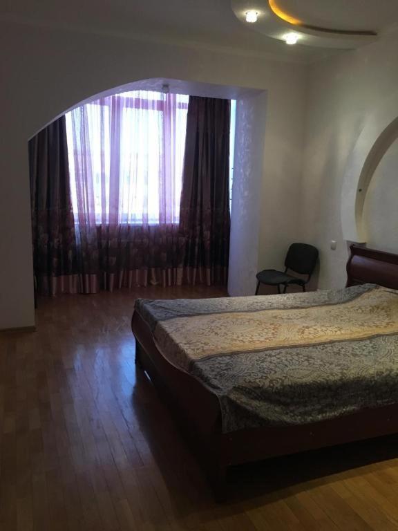 На Круговій Zaporizhia Zewnętrze zdjęcie